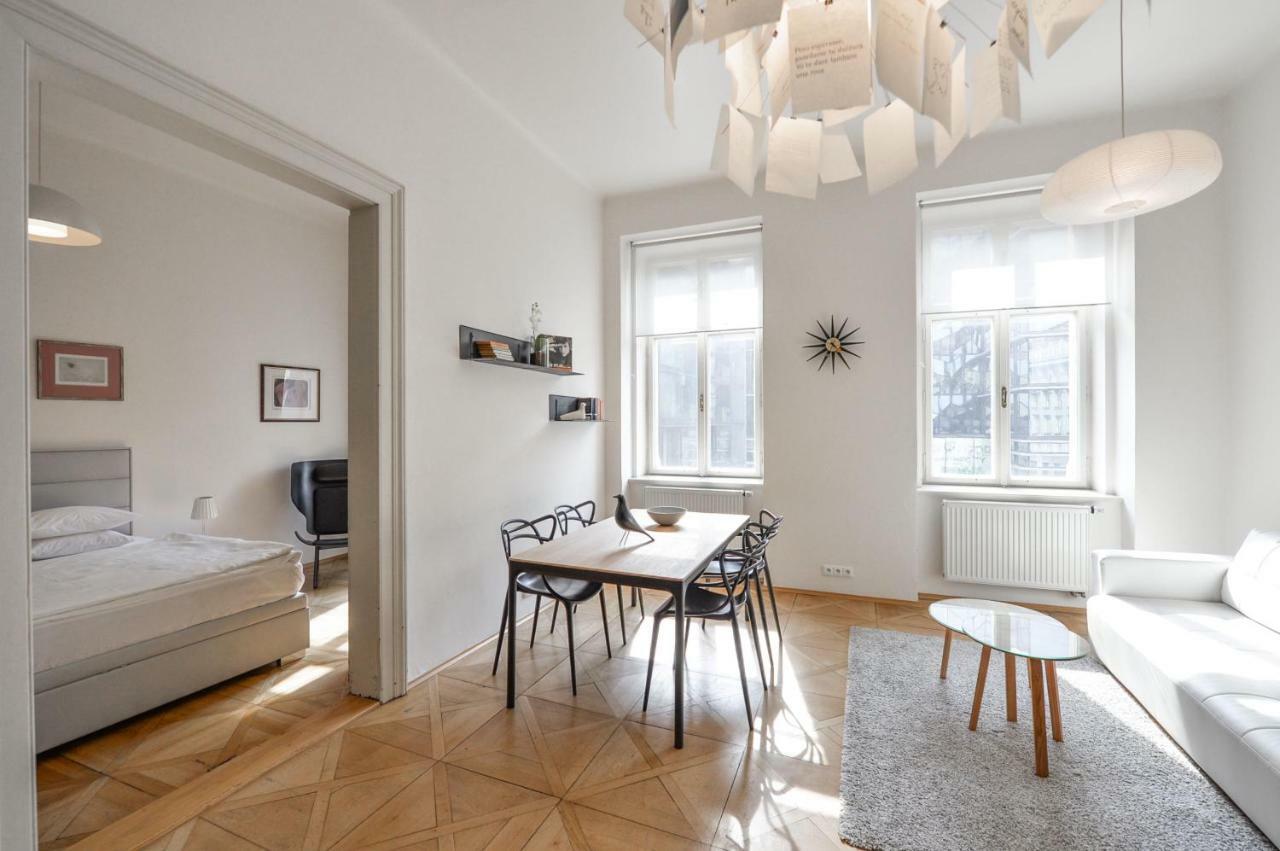 Kafka'S Head Apartment Πράγα Εξωτερικό φωτογραφία