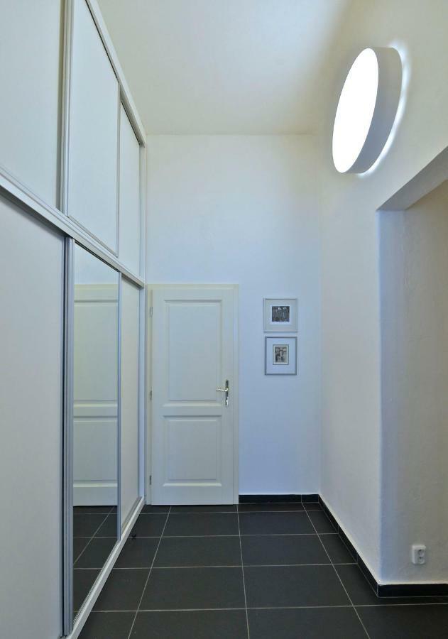 Kafka'S Head Apartment Πράγα Εξωτερικό φωτογραφία